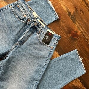 Levi's Wedgie Straight Jeans